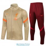 Liverpool Chaqueta Gold + Pantalon Red 2021/2022